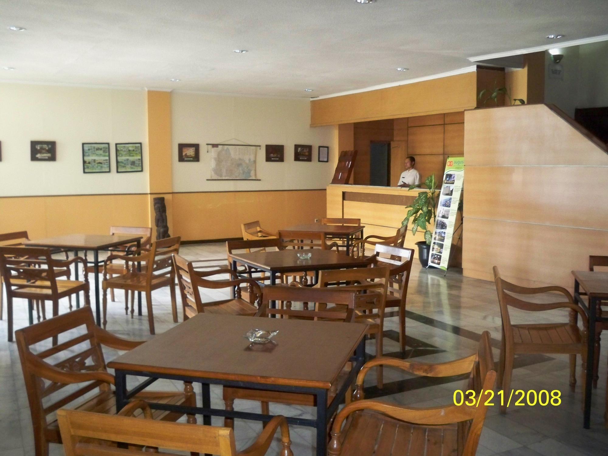 Hotel Augusta Surapati -